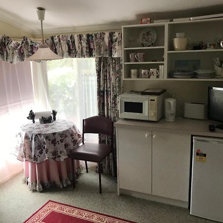 Lanaud Farm Stay Allansford Exteriör bild